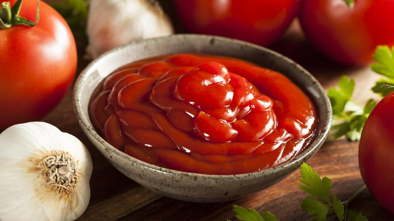 قیمت رب گوجه فرنگی خوشرنگ + خرید باور نکردنی