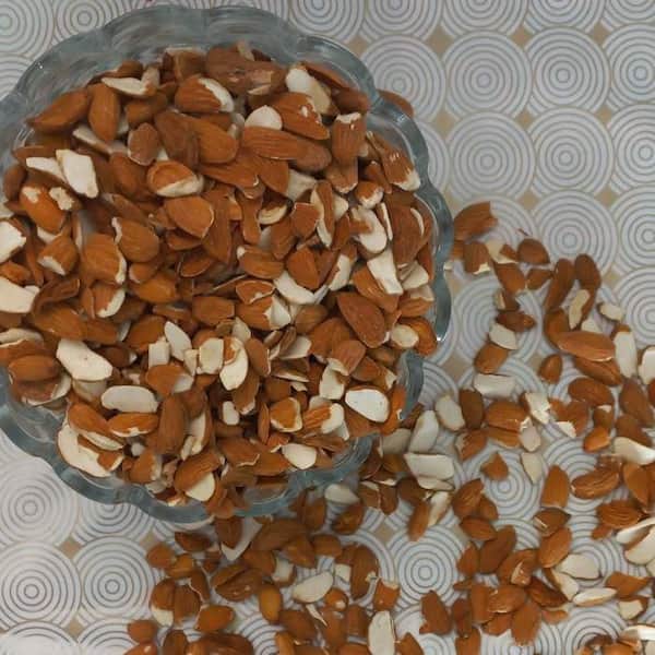 تصویر 5 از قیمت خرید مغز بادام شکسته + فروش ویژه