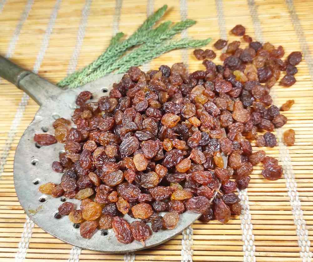 تصویر 1 از خرید و قیمت کشمش پلویی قزوین + فروش عمده