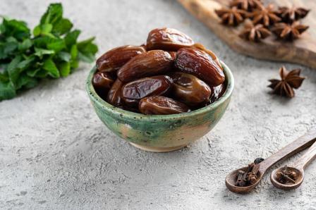 تصویر 1 از قیمت خرید خرما مضافتی مشکین ۶۵۰ گرمی + فروش ویژه