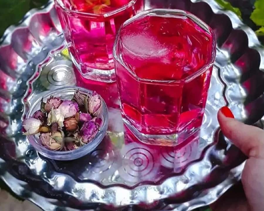 تصویر 3 از قیمت خرید شربت آماده گل محمدی با فروش عمده