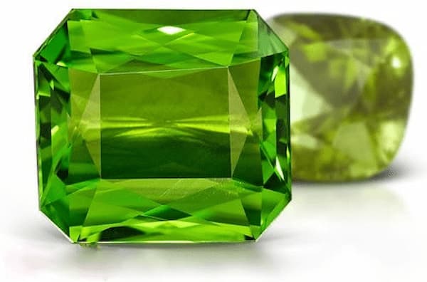 قیمت سنگ زبرجد زیتونی زیبا اصل + خریدباور نکردنی