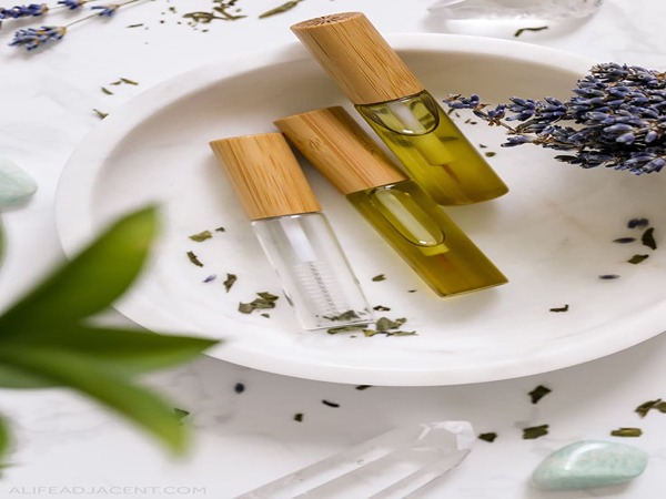 تصویر 3 از قیمت روغن کرچک مژه + خرید باور نکردنی