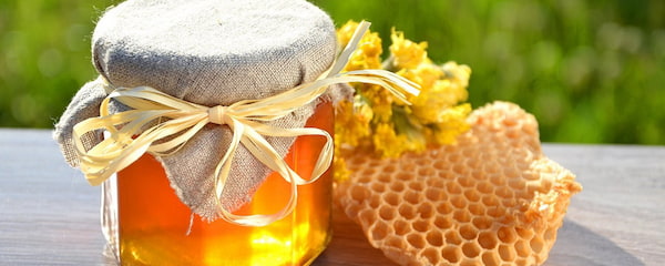 تصویر 5 از قیمت عسل گون درجه یک + خرید باور نکردنی