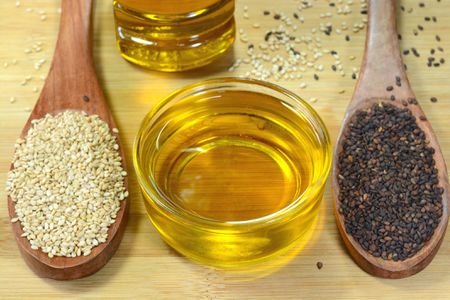 تصویر 3 از قیمت خرید روغن کنجد قم + فروش ویژه