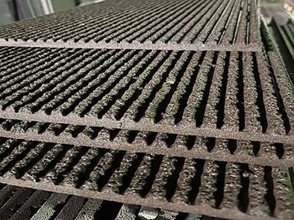 تصویر 2 از قیمت خرید سنگ تراورتن شیاردار با فروش عمده
