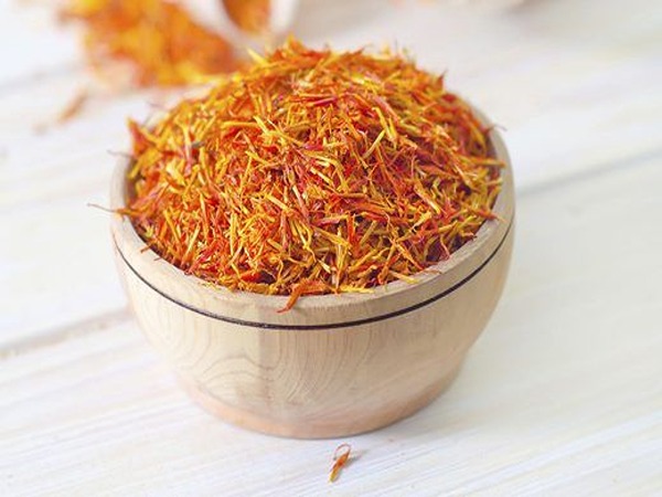 تصویر 1 از قیمت خرید پودر ریشه زعفران قائنات با فروش عمده