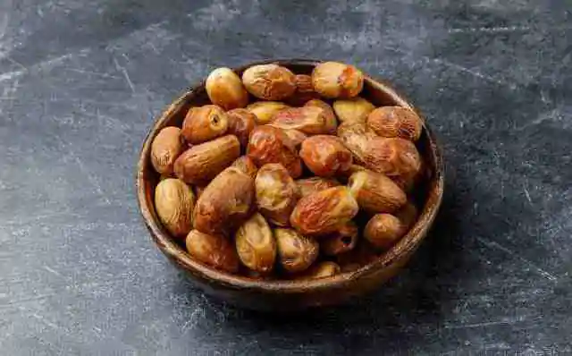 تصویر 3 از خرید خرما پیارم درجه 2 + قیمت فروش استثنایی