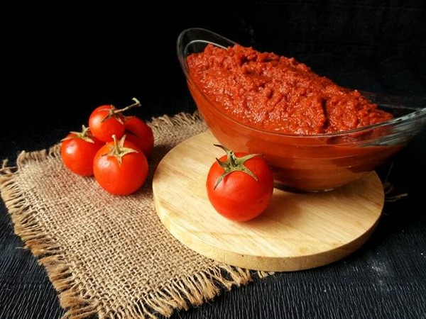 تصویر 4 از خرید رب گوجه فرنگی تبرک ۸۰۰ گرمی + قیمت فروش استثنایی