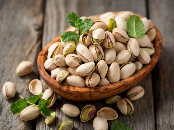 خرید و فروش پسته اکبری انس ۲۴ با شرایط فوق العاده