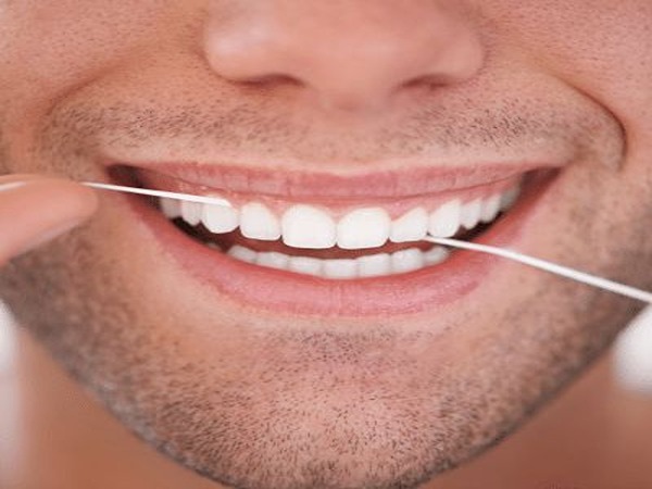 تصویر 3 از قیمت نخ دندان دسته دار ارتودنسی + خرید باور نکردنی