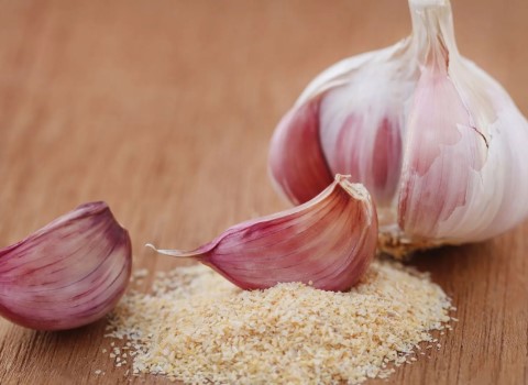 تصویر 1 از قیمت خرید سیر سفید همدان + فروش ویژه