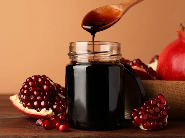 تصویر 1 از فروش رب انار عسلی + قیمت خرید به صرفه