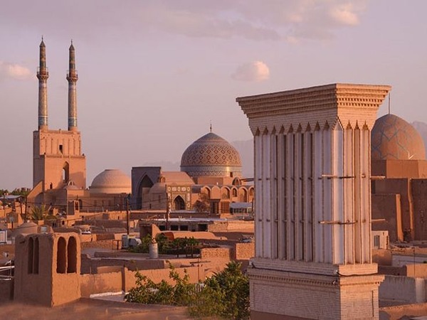 تصویر 4 از قیمت خرید تور مسافرتی یزد + فروش ویژه