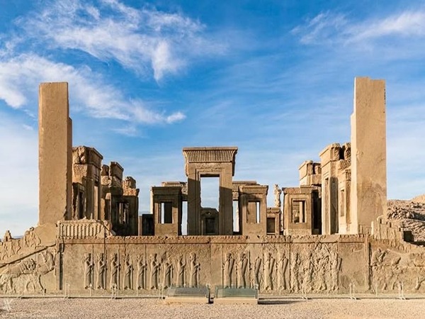 تصویر 1 از قیمت خرید تور گردشگری تخت جمشید با فروش عمده