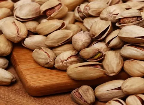 تصویر 4 از خرید و فروش پسته بادامی ریز زرند با شرایط فوق العاده