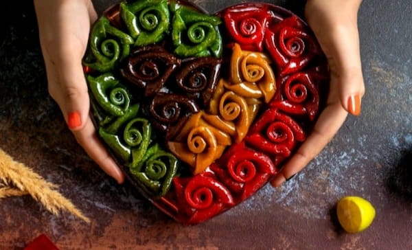 تصویر 1 از قیمت خرید لواشک ترش قلبی + فروش ویژه