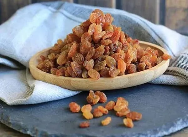 تصویر 3 از قیمت کشمش تیزآبی آفتابی فله ای + پخش تولیدی عمده کارخانه