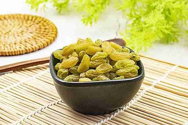 تصویر 5 از فروش کشمش قلمی سبز + قیمت خرید به صرفه