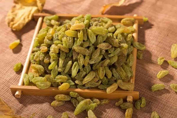 تصویر 3 از فروش کشمش سبز قلمی ممتاز کاشمر + قیمت خرید به صرفه