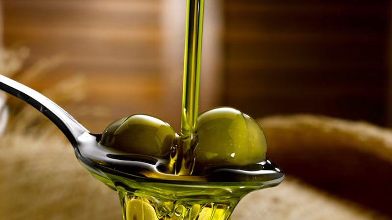 تصویر 4 از خرید و قیمت روغن زیتون تصفیه شده + فروش عمده