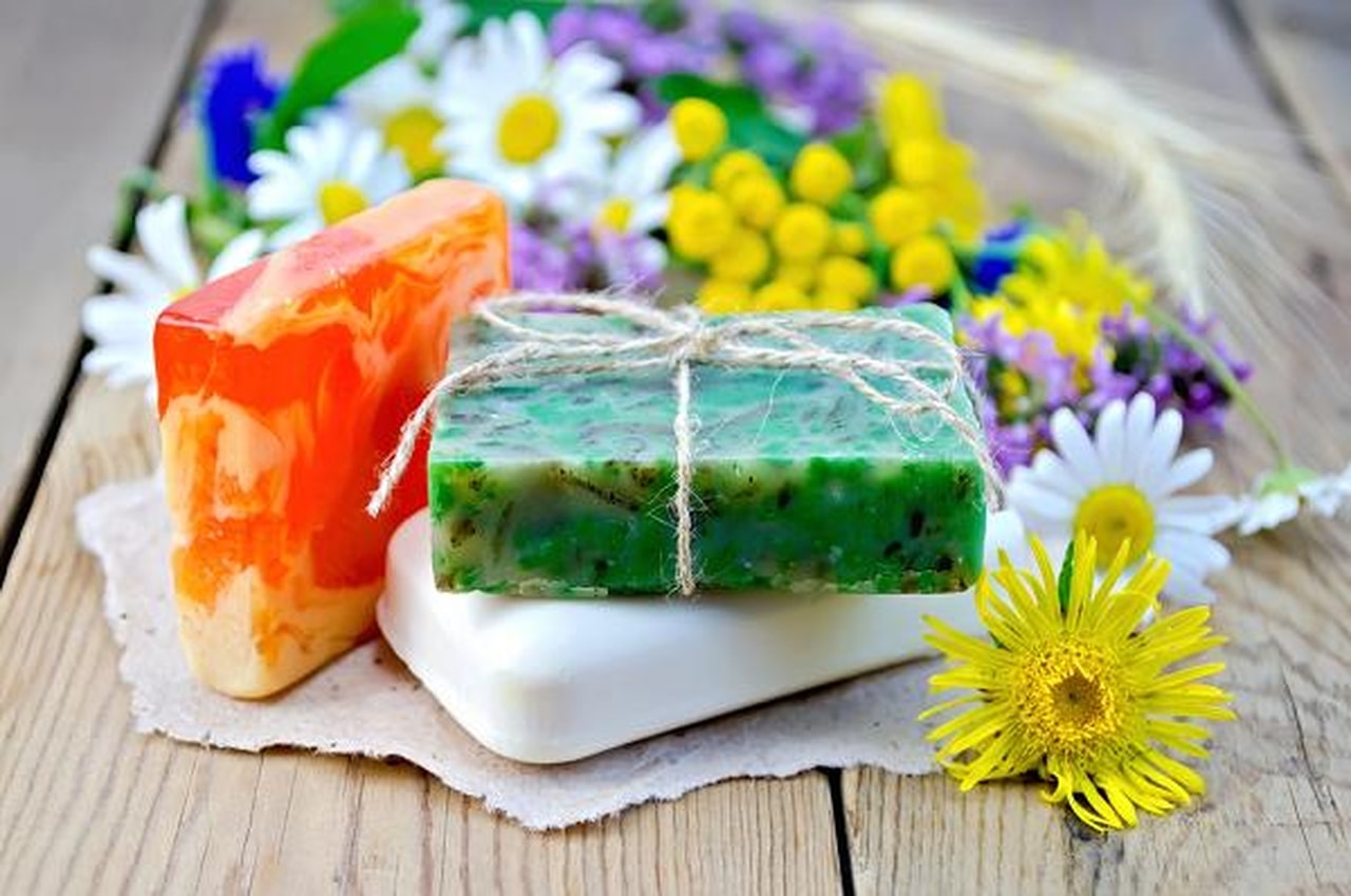 تصویر 2 از خرید صابون بابونه اصل + قیمت فروش استثنایی