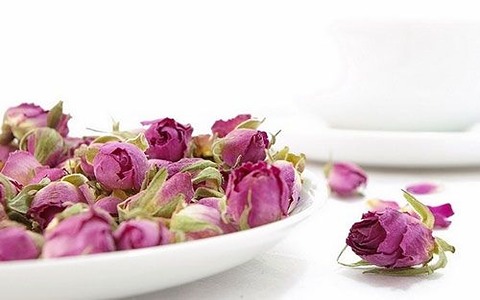 تصویر 2 از قیمت گل محمدی قمصر با کیفیت ارزان + خرید عمده