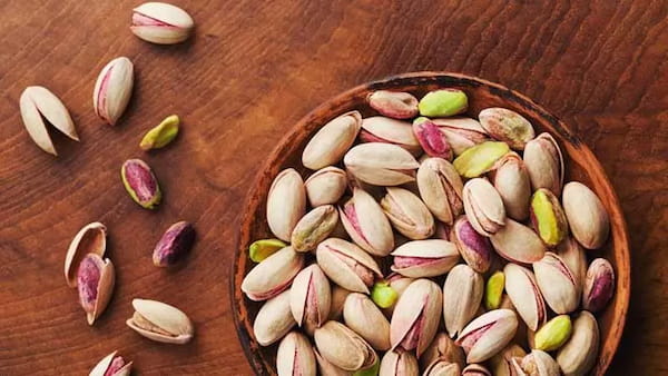 تصویر 2 از قیمت پسته احمد آقایی درجه یک با فروش عمده