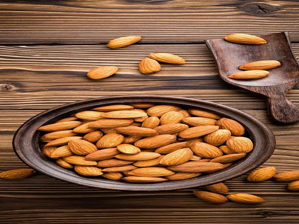 تصویر 3 از قیمت خرید مغز بادام قرمز با فروش عمده