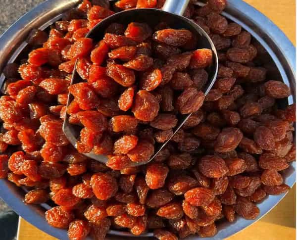 تصویر 4 از قیمت خرید آلو بخارا قرمز + فروش ویژه