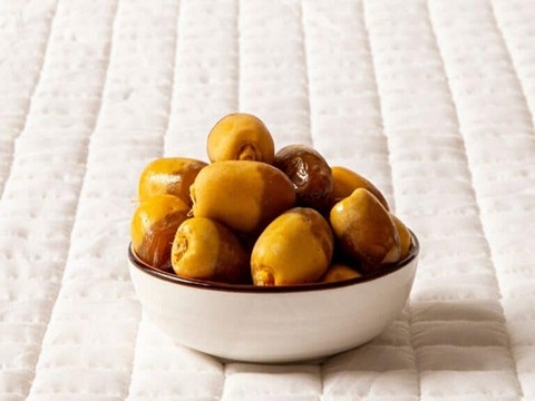 تصویر 5 از قیمت خرما خاصویی خشک + خرید باور نکردنی