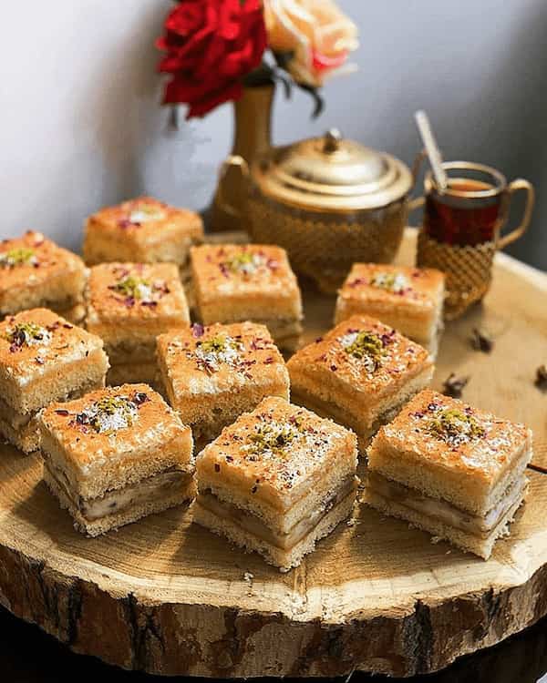 تصویر 5 از خرید و فروش شیرینی نارگیلی تر با شرایط فوق العاده
