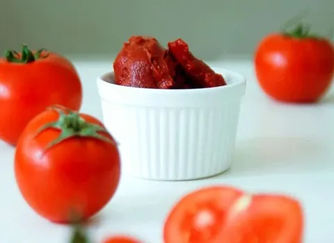 تصویر 3 از قیمت خرید رب گوجه شیشه ای عمده به صرفه و ارزان