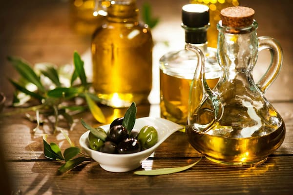 تصویر 3 از خرید و قیمت روغن زیتون سبز + فروش عمده