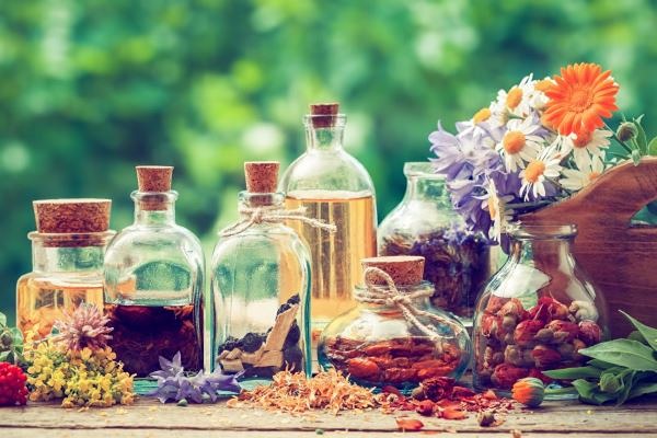 تصویر 2 از قیمت خرید عرق چهل گیاه عمده به صرفه و ارزان