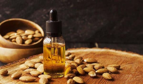 تصویر 3 از خرید روغن بادام درختی + قیمت فروش استثنایی