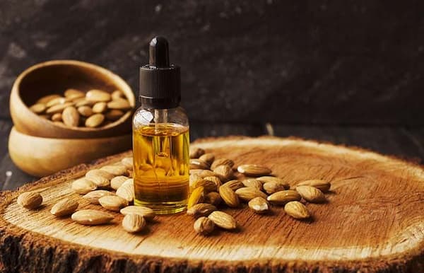 تصویر 1 از خرید و قیمت روغن بادام شیرین + فروش عمده