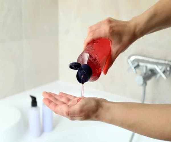 تصویر 2 از قیمت شامپو گیاهی رزماری + خرید باور نکردنی