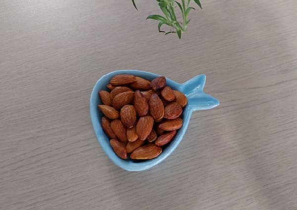 تصویر 4 از قیمت خرید بادام بو داده + فروش ویژه