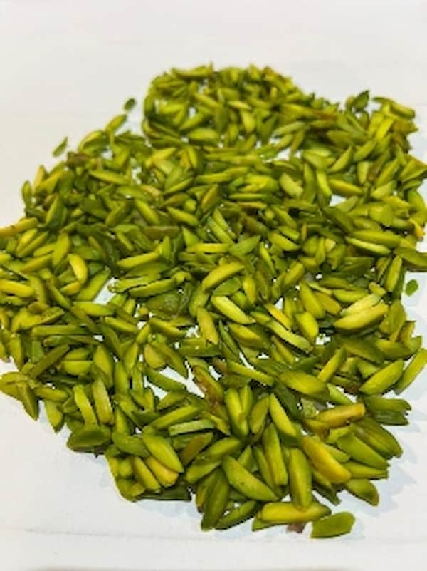 تصویر 2 از خرید خلال بادام سبز + قیمت فروش استثنایی