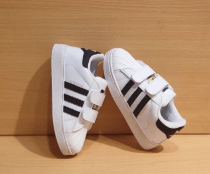 تصویر 2 از قیمت خرید کفش بچگانه اسپرت + فروش ویژه