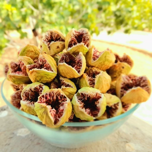 تصویر 3 از قیمت خرید انجیر خشک عمده + فروش ویژه