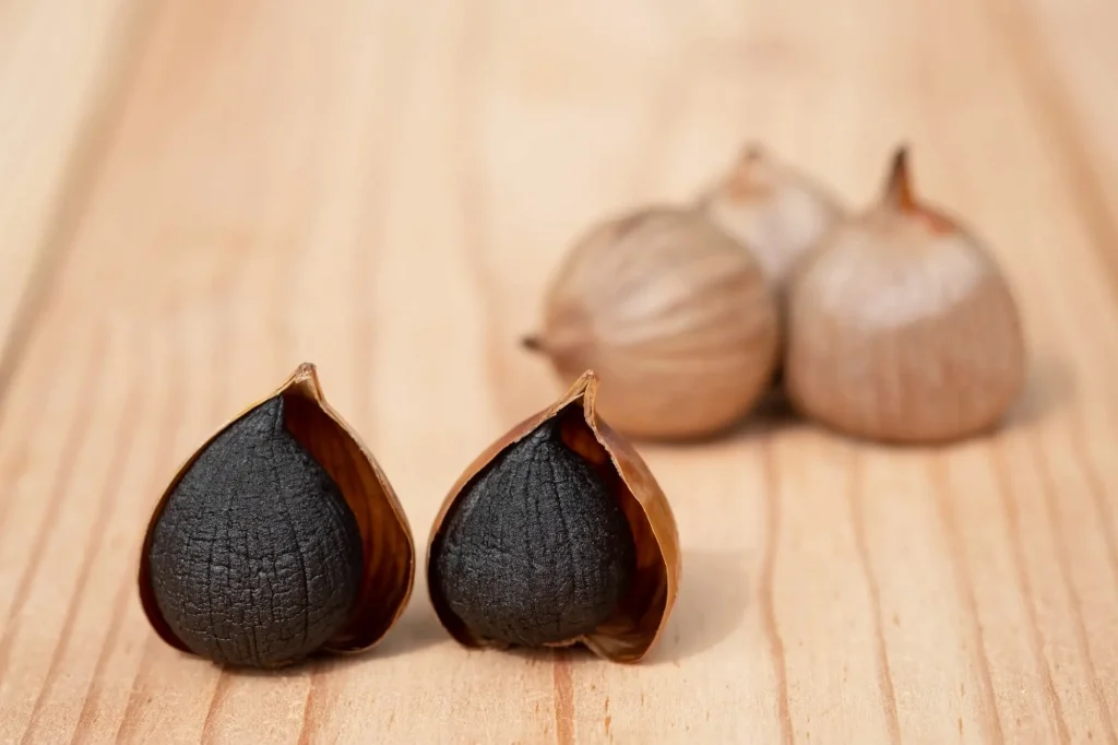 تصویر 3 از قیمت خرید سیر سیاه فله با فروش ویژه
