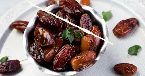 تصویر 5 از خرید خرمای پیارم شیره دار + قیمت فروش استثنایی