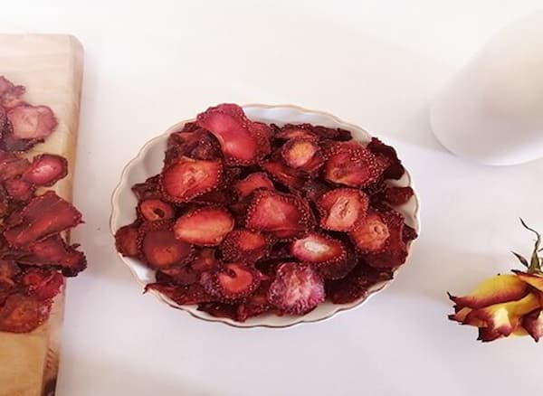 تصویر 5 از قیمت توت فرنگی خشک + خرید باور نکردنی