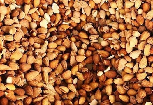 تصویر 5 از قیمت خرید مغز بادام فله با فروش عمده