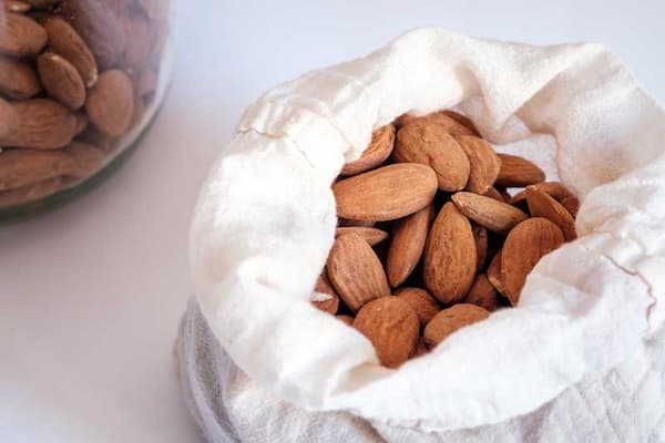 تصویر 4 از قیمت مغز بادام شور درختی با کیفیت ارزان + خرید عمده