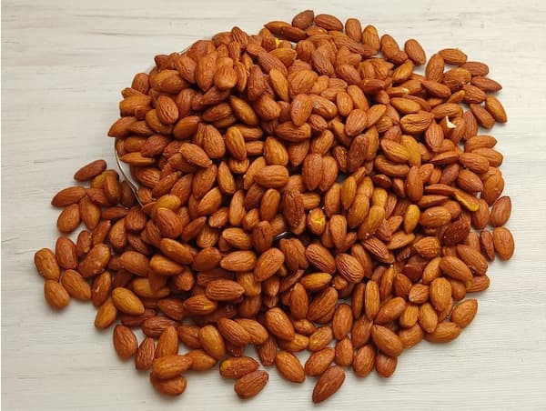 تصویر 4 از خرید مغز بادام مامایی + قیمت فروش استثنایی