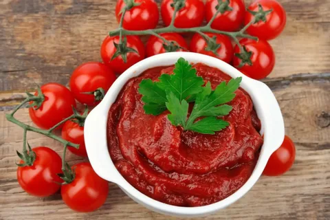 تصویر 5 از خرید و قیمت رب گوجه در ظرف پلاستیکی + فروش عمده