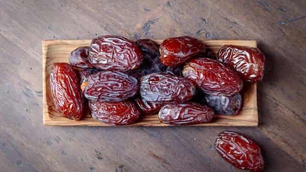 تصویر 1 از قیمت خرید خرما مضافتی دو ردیفه + فروش ویژه
